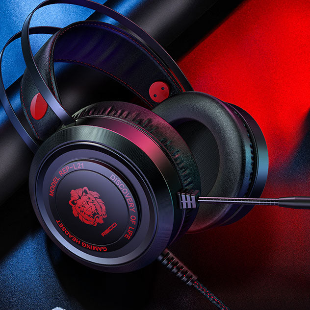 Recci Lightning Wired Gaming Headphone